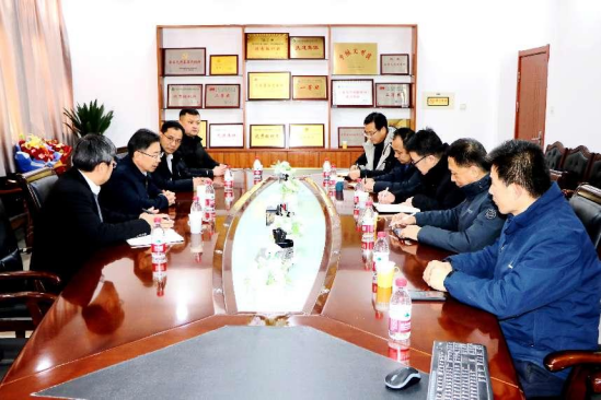 公司党委书记李星同志深入学部 慰问高层次人才